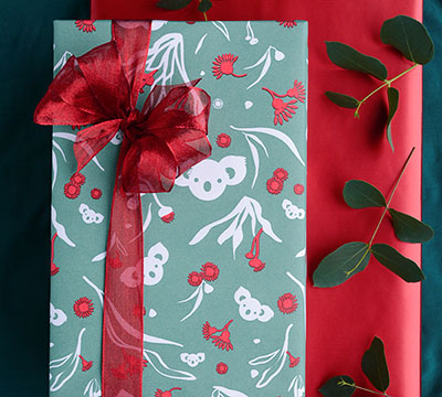 10m koala slim-wrap pack -sage-scarlet on white kraft #3