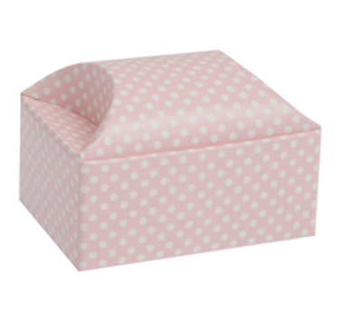 gift box - treasure - polka dot - pink